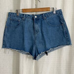 PLT x KARL KANI US12 Medium Vintage Wash Denim Cut Off Raw Fringe Hem Shorts